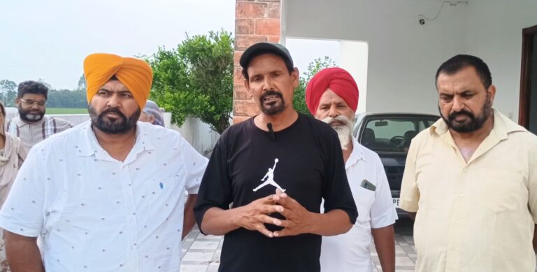 ਗੁਰਦਾਸਪੁਰ ’ਚ ਐਨਆਰਆਈ ਦੇ ਘਰ ’ਤੇ ਚੋਰਾਂ ਦਾ ਧਾਵਾਂ/ ਪਰਿਵਾਰ ਦੇ ਮੁੱਖੀ ਦੀ ਵਿਦੇਸ਼ ’ਚ ਹੋ ਗਈ ਸੀ ਮੌਤ/ ਪਿੱਛੋਂ ਚੋਰਾਂ ਨੇ ਅੰਜ਼ਾਮ ਦਿੱਤੀ ਵਾਰਦਾਤ, ਪੁਲਿਸ ਕਰ ਰਹੀ ਜਾਂਚ
