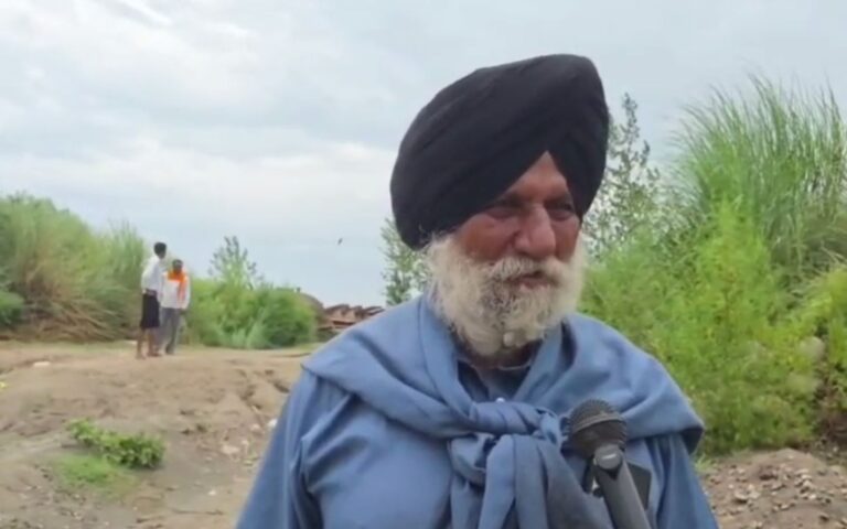 ਗੁਰਦਾਸਪੁਰ ਦੇ ਮਕੋੜਾ ਪੱਤਣ ’ਤੇ ਕਿਸ਼ਤੀ ਹਾਦਸਾ/ ਛੋਟੀ ਕਿਸ਼ਤੀ ’ਚ ਅਚਾਨਕ ਭਰਿਆ ਪਾਣੀ/ ਮੁਸ਼ਕਲ ਨਾਲ ਬਚੀ ਲੋਕਾਂ ਦੀ ਜਾਨ
