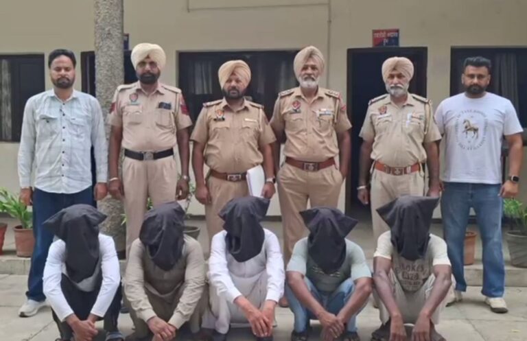 ਫਰੀਦਕੋਟ ਪੁਲਿਸ ਨੇ ਸੁਲਝਾਈ ਅੰਨ੍ਹੇ ਕਤਲ ਦੀ ਗੁੱਥੀ/ ਢਿੱਲਵਾਂ ਕਲਾਂ ਨੇੜੇ ਭੇਦਭਰੀ ਹਾਲਤ ’ਚ ਮਿਲੀ ਸੀ ਲਾਸ਼/ ਪੁਲਿਸ ਨੇ ਕੁੱਝ ਘੰਟਿਆਂ ਅੰਦਰ ਕੀਤੇ ਮੁਲਜ਼ਮ