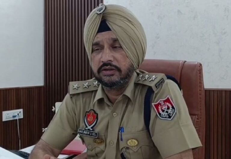 ਮਾਨਸਾ ਪੁਲਿਸ ਦਾ ਹੋਟਲਾਂ ’ਤੇ ਛਾਪਾ/ ਹਿਰਾਸਤ ’ਚ ਲਏ ਪ੍ਰੇਮੀ ਜੋੜੇ/ ਸ਼ਿਕਾਇਤਾਂ ਤੋਂ ਬਾਅਦ ਕੀਤੀ ਕਾਰਵਾਈ