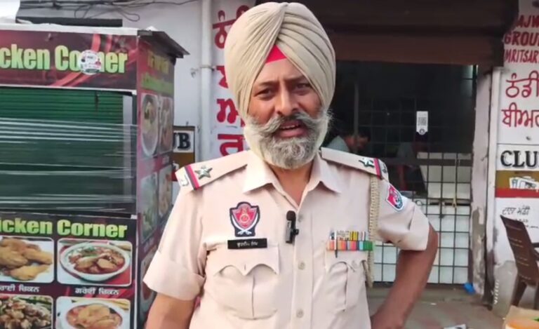 ਧਾਰੀਵਾਲ ’ਚ ਸ਼ਰਾਬ ਠੇਕੇ ਤੇ ਚੋਰਾਂ ਦਾ ਧਾਵਾਂ/ ਲੱਖਾਂ ਰੁਪਏ ਦੀ ਮਹਿੰਗੀ ਸ਼ਰਾਬ ਲੈ ਕੇ ਫਰਾਰ/ ਦੁਕਾਨ ਦਾ ਸ਼ਟਰ ਤੋੜ ਕੇ ਅੰਜ਼ਾਮ ਦਿੱਤੀ ਵਾਰਦਾਤ