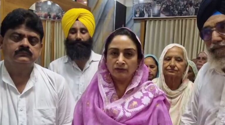 ਫਿਲਮ ਸਤਲੁਜ ਤੇ ਰੋਕ ਦੀ ਹਰਸਿਮਰਤ ਬਾਦਲ ਵੱਲੋਂ ਨਿੰਦਾ/ ਪੰਜਾਬ ਸਰਕਾਰ ਤੇ ਕਾਂਗਰਸ ਵੱਲ ਸਾਧੇ ਨਿਸ਼ਾਨੇ/ ਮਿਲੀਭੁਗਤ ਨਾਲ ਫਿਲਮ ’ਤੇ ਰੋਕ ਲਾਉਣ ਦੇ ਲਾਏ ਇਲਜ਼ਾਮ