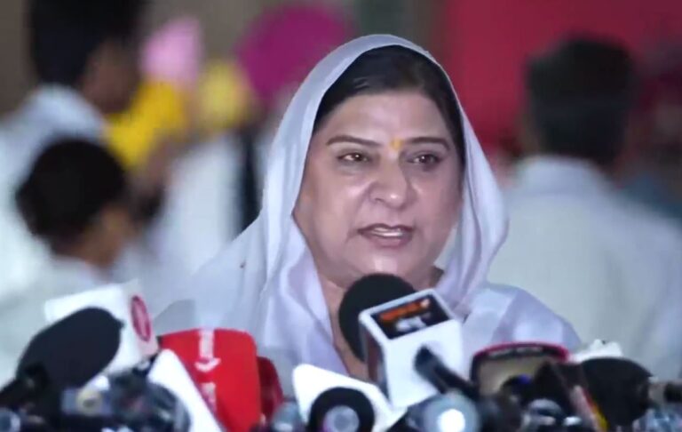 ਆਪ ਮਹਿਲਾ ਵਿਧਾਇਕਾਂ ਦਾ ਅਸ਼ਵਨੀ ਸ਼ਰਮਾ ’ਤੇ ਹਮਲਾ/ ਕੁੜੀਆਂ ਦੇ ਜਨਮ ਬਾਰੇ ਟਿੱਪਣੀ ਨੂੰ ਲੈ ਕੇ ਚੁੱਕੇ ਸਵਾਲ/ ਔਰਤ ਜਾਤੀ ਤੋਂ ਮੁਆਫੀ ਮੰਗਣ ਦੀ ਕੀਤੀ ਮੰਗ