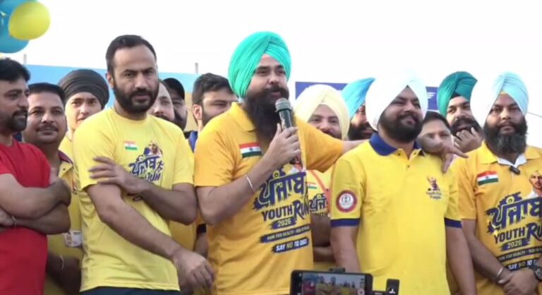 ਮੋਹਾਲੀ ਵਿਖੇ ਆਪ ਯੂਥ ਵਿੰਗ ਦੀ ਮੈਰਾਥਾਨ/ ਵੱਡੀ ਗਿਣਤੀ ਨੌਜਵਾਨਾਂ ਨੇ ਕੀਤੀ ਸ਼ਿਰਕਤ/ ਸਾਂਸਦ ਮਾਲਵਿੰਦਰ ਕੰਗ, ਮੀਤ ਹੇਅਰ ਵੀ ਰਹੇ ਮੌਜੂਦ