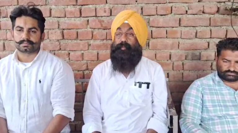 ਗੁਰਦਾਸਪੁਰ ’ਚ ਸ਼ੈਲਰ ’ਤੇ ਫਾਇਰਿੰਗ ਮਾਮਲੇ ’ਚ ਨਵਾਂ ਮੋੜ/ ਪਵਾਰ ਭਰਾਵਾਂ ਨੇ ਜਾਨ ਤੋਂ ਖਤਰਾ ਹੋਣ ਦਾ ਦਾਅਵਾ/ ਪੁਲਿਸ ਤੇ ਢਿੱਲੀ ਕਾਰਵਾਈ ਦੇ ਲੱਗੇ ਇਲਜ਼ਾਮ