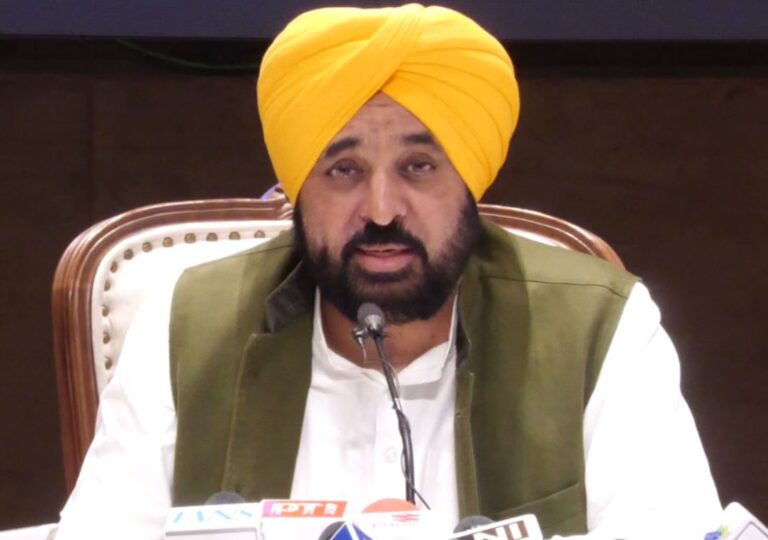 ਚੰਡੀਗੜ੍ਹ ਵਿਖੇ ਮੁੱਖ ਮੰਤਰੀ ਮਾਨ ਦੀ ਪ੍ਰੈੱਸ ਕਾਨਫਰੰਸ/ ਖੇਡਾਂ ਵਤਨ ਪੰਜਾਬ ਦੀਆਂ ਬਾਰੇ ਸਾਂਝਾ ਕੀਤੀ ਜਾਣਕਾਰੀ/  ਪਿੰਡ ਤੋਂ ਲੈ ਕੇ ਸੂਬਾ ਪੱਧਰੀ ਮੁਕਾਬਲਿਆਂ ਦਾ ਐਲਾਨ