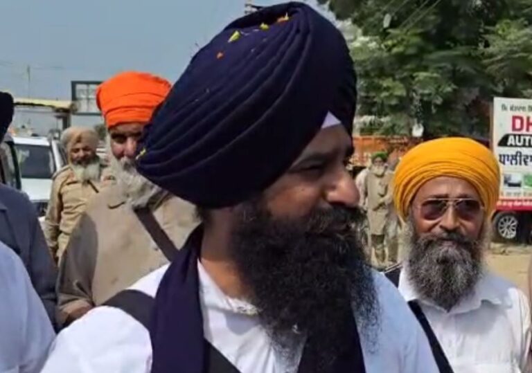 ਜਥੇਦਾਰ ਗੜਗੱਜ ਦੀ ਨਸ਼ਾ ਪੀੜਤ ਨੌਜਵਾਨ ਨਾਲ ਮੁਲਾਕਾਤ/ ਜਥੇਦਾਰ ਦੀ ਨੌਜਵਾਨ ਨਾਲ ਮਿਲਣੀ ਦੀ ਵੀਡੀਓ ਵਾਇਰਲ/ ਨੌਜਵਾਨ ਨੂੰ ਨਸ਼ੇ ਤੋਂ ਦੂਰ ਰਹਿਣ ਲਈ ਕੀਤਾ ਪ੍ਰੇਰਿਤ