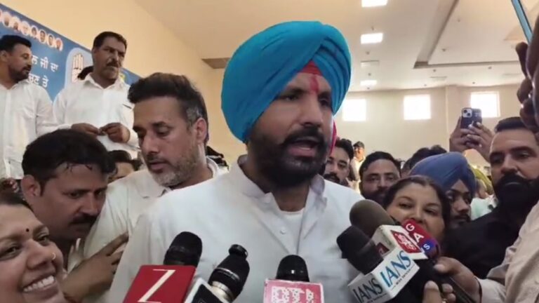 ਨੰਗਲ ਵਿਖੇ ਕਾਂਗਰਸ ਪਾਰਟੀ ਦਾ ਸ਼ਕਤੀ ਪ੍ਰਦਰਸ਼ਨ/ ‘ਹਰ ਬੂਥ ਕਾਂਗਰਸ ਮਜ਼ਬੂਤ ਮਿਸ਼ਨ’ ਤਹਿਤ ਵੱਡਾ ਇਕੱਠ/ ਪ੍ਰਧਾਨ ਰਾਜਾ ਵੜਿੰਗ ਨੇ ਵਿਰੋਧੀਆਂ ਵੱਲ ਸਾਧੇ ਤਿੱਖੇ ਨਿਸ਼ਾਨੇ