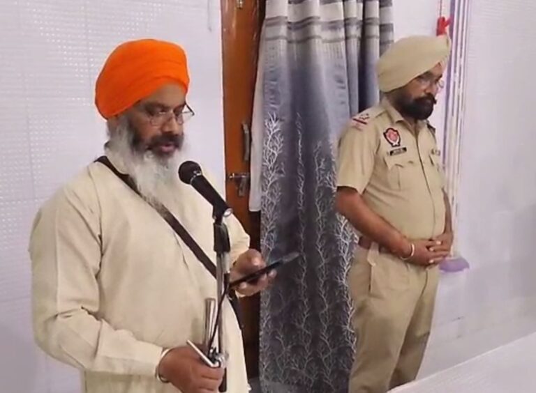 ਅੰਮ੍ਰਿਤਸਰ ਪੁਲਿਸ ਵੱਲੋਂ ਨਸ਼ੇ ਰੋਕਣ ਦੀ ਮੁਹਿੰਮ ਜਾਰੀ/ ਗੁਰਦੁਆਰਾ ਸਾਹਿਬਾਨ ਦੀ ਲਈ ਜਾ ਰਹੀ ਮਦਦ/ ਅਨਾਊਂਸਮੈਂਟ ਕਰਵਾ ਕੇ ਕੀਤਾ ਜਾ ਰਿਹਾ ਜਾਗਰੂਕ