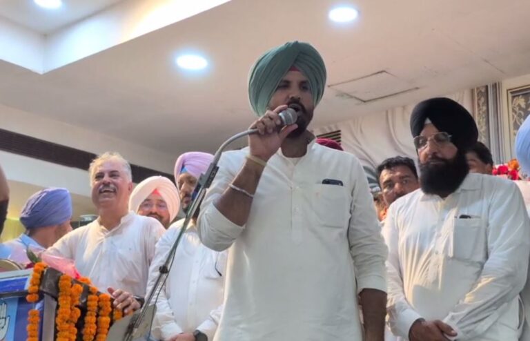 ਫਰੀਦਕੋਟ ਪਹੁੰਚੇ ਕਾਂਗਰਸ ਪੰਜਾਬ ਪ੍ਰਭਾਰੀ ਭੁਪੇਸ਼ ਬਘੇਲ/ ਕਾਂਗਰਸੀ ਵਰਕਰਾਂ ਨਾਲ ਕੀਤੀ ਮੁਲਾਕਾਤ/ ਹਰ ਵਰਕਰ ਨੂੰ ਬਣਦਾ ਮਾਣ-ਸਨਮਾਨ ਦੇਣ ਦਾ ਭਰੋਸਾ