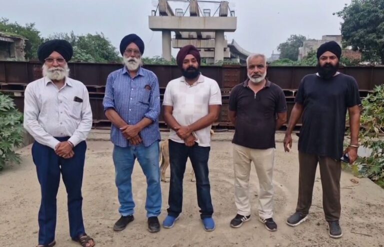 ਮੰਡੀ ਗੋਬਿੰਦਗੜ੍ਹ ਵਾਸੀਆਂ ਨੂੰ ਓਵਰਬ੍ਰਿਜ ਦੀ ਉਡੀਕ/ 28 ਸਾਲਾਂ ਤੋਂ ਅਧੂਰਾ ਪਿਆ ਹੈ ਰੇਲਵੇ ਓਵਰਬ੍ਰਿਜ/ ਰੁਕੀ ਤਰੱਕੀ, ਲੋਕ ਪਰੇਸ਼ਾਨ, ਸਿਆਸਤ ਗਰਮ