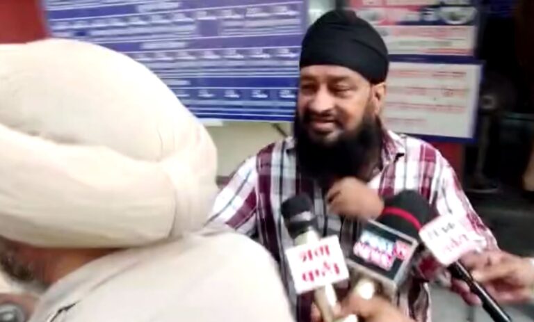 ਜਲੰਧਰ ਅਦਾਲਤ ’ਚ FBI ਵਾਂਟੰਡ ਮਨਜੀਤ ਬੇਦੀ ਦੀ ਪੇਸ਼ੀ/ ਅਦਾਲਤ ਨੇ ਨਿਆਇਕ ਹਿਰਾਸਤ ’ਚ ਭੇਜਣ ਦੇ ਹੁਕਮ/ ਜੇਲ੍ਹ ਚੋਂ ਬਾਹਰ ਆਉਣ ਤੇ ਪ੍ਰੈੱਸ ਕਰਨ ਦਾ ਦਾਅਵਾ