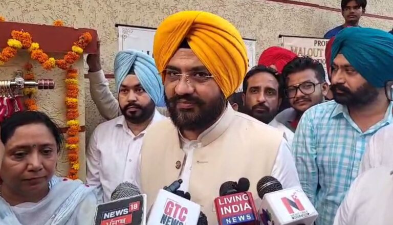 ਮਲੋਟ ’ਚ ਵਿਰੋਧੀਆਂ ’ਤੇ ਵਰ੍ਹੇ ਮੰਤਰੀ ਤਰਨਪ੍ਰੀਤ ਸੋਧ/ ਕੁਰਸੀ ਖਾਤਰ ਕੋਝੀਆਂ ਚਾਲਾਂ ਚੱਲਣ ਦੇ ਇਲਜ਼ਾਮ/ ਬਿਜਲੀ ਨਿਰੰਤਰ ਸਪਲਾਈ ਹੋਣ ਦਾ ਕੀਤਾ ਦਾਅਵਾ