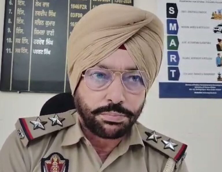 ਜਲਾਲਾਬਾਦ ’ਚ ਕਲਯੁੱਗੀ ਪੁੱਤਰ ਦਾ ਕਾਰਾ/ ਮਾਂ ’ਤੇ ਕੀਤੀ ਅੰਧਾਧੁੰਦ ਫਾਇਰਿੰਗ/ ਗੰਭੀਰ ਹਾਲਤ ’ਚ ਹਸਪਤਾਲ ਭਰਤੀ