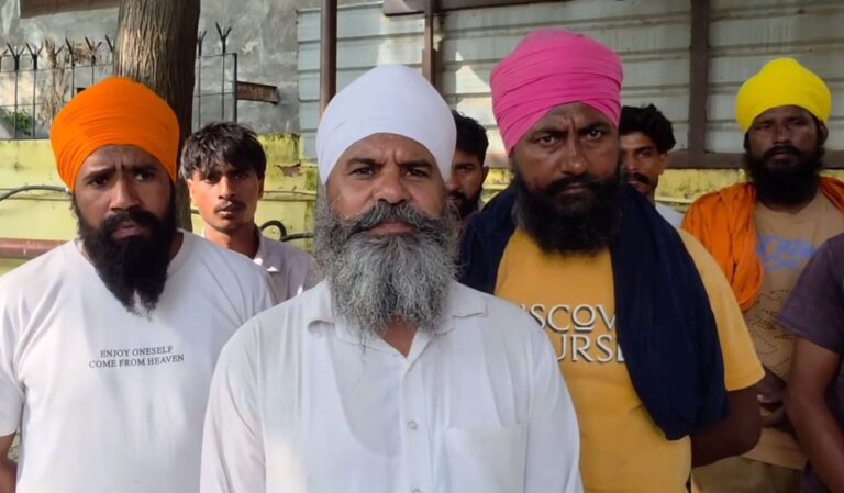 ਅਜਨਾਲਾ ’ਚ ਹਾਦਸੇ ਦੌਰਾਨ ਇਕ ਮੌਤ, ਦੂਜਾ ਜ਼ਖਮੀ/ ਬਰਾਤ ’ਤੇ ਜਾਣ ਲਈ ਕੱਪੜੇ ਲੈਣ ਆਇਆ ਸੀ ਨੌਜਵਾਨ/ ਮੋਟਰ ਸਾਇਕਲ ਦੀ ਜੁਗਾੜੂ ਰੇਹੜੀ ਨਾਲ ਹੋਈ ਟੱਕਰ