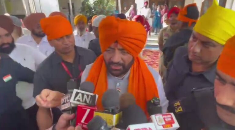 ਸ੍ਰੀ ਚਮਕੌਰ ਸਿੰਘ ਪਹੁੰਚੇ ਹਰਿਆਣਾ ਸੀਐਮ ਸੈਣੀ/ ਬਲਾਕ ਦੇ ਪਿੰਡ ਰਾਏਪੁਰ ਦਾ ਕੀਤਾ ਦੌਰਾ/ ਗੁਰਦੁਆਰਾ ਸ਼ਹੀਦ ਮਾਤਾ ਸ਼ਰਨ ਕੌਰ ਜੀ ਵਿਖੇ ਟੇਕਿਆ ਮੱਥਾ