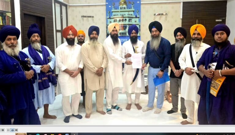 ਸ੍ਰੀ ਅਕਾਲ ਤਖਤ ਸਾਹਿਬ ਪਹੁੰਚਿਆ ਜਲੰਧਰ ਜਿਮਖਾਨਾ ਕਲੱਬ ਮਾਮਲਾ/ ਸਿੱਖ ਜਥੇਬੰਦੀਆਂ ਨੇ ਜਥੇਦਾਰ ਸਾਹਿਬ ਨੂੰ ਦਿੱਤਾ ਮੰਗ ਪੱਤਰ
