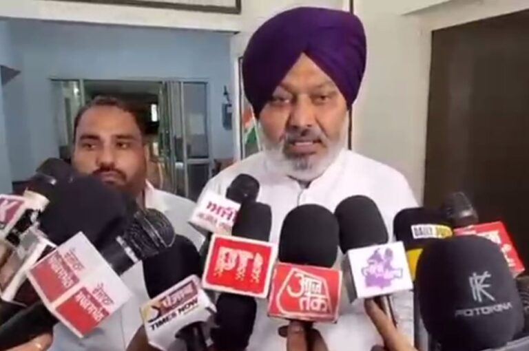 ਕੈਬਨਿਟ ਮੰਤਰੀ ਹਰਪਾਲ ਚੀਮਾ ਦੇ ਕੇਂਦਰ ਵੱਲ ਨਿਸ਼ਾਨਾ/ ਚੀਫ ਜਸਟਿਸ ਦੀ ਨਿਯੁਕਤੀ ਪ੍ਰਕਿਰਿਆ ’ਤੇ ਚੁੱਕੇ ਸਵਾਲ/ ਪੰਜਾਬ ਸਰਕਾਰ ਨੂੰ ਅਣਗੋਲਿਆ ਕਰਨ ਦੇ ਲਾਏ ਇਲਜ਼ਾਮ