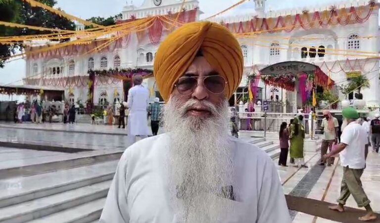 ਸ੍ਰੀ ਕੇਸਗੜ੍ਹ ਪਹੁੰਚੇਗਾ ਮੀਰੀ ਪੀਰੀ ਖਾਲਸਾ ਮਾਰਚ/ ਸ਼੍ਰੋਮਣੀ ਕਮੇਟੀ ਵਲੋਂ ਤਿਆਰੀਆਂ ਮੁਕੰਮਲ/ ਰੰਗ ਬਿਰੰਗੇ ਫੁੱਲਾਂ ਨਾਲ ਸਜਾਇਆ ਤਖਤ ਸਾਹਿਬ