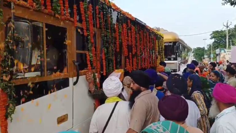 ਸ੍ਰੀ ਕੇਸਗੜ੍ਹ ਸਾਹਿਬ ਪਹੁੰਚਿਆ ਮੀਰੀ ਪੀਰੀ ਖਾਲਸਾ ਮਾਰਚ/ ਵੱਡੀ ਗਿਣਤੀ ਸੰਗਤ ਵੱਲੋਂ ਕੀਤਾ ਗਿਆ ਭਰਵਾਂ ਸਵਾਗਤ/ ਮੀਰੀ ਪੀਰੀ ਖਾਲਸਾ ਮਾਰਚ ਦਾ ਦੂਜਾ ਪੜਾਅ ਹੋਇਆ ਸੰਪੂਰਨ