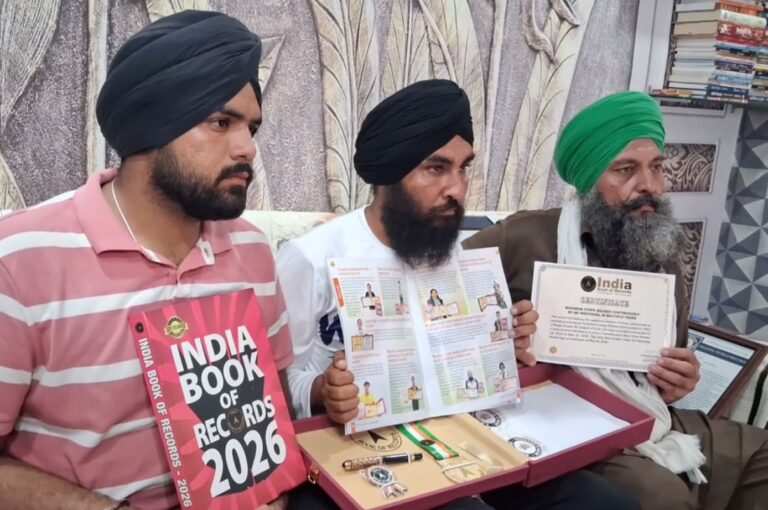 ਮੋਗਾ ਵਾਸੀ ਨੌਜਵਾਨ ਨੇ ਚਮਕਾਇਆ ਜ਼ਿਲ੍ਹੇ ਦਾ ਨਾਮ/ ਆਪਣੇ ਨਾਮ ਕੀਤਾ ਪੈਦਲ ਤੁਰਨ ਦਾ ਰਿਕਾਰਡ/ 40 ਹਜ਼ਾਰ ਕਿਲੋਮੀਟਰ ਦਾ ਤੈਅ ਕੀਤਾ ਸਫਰ