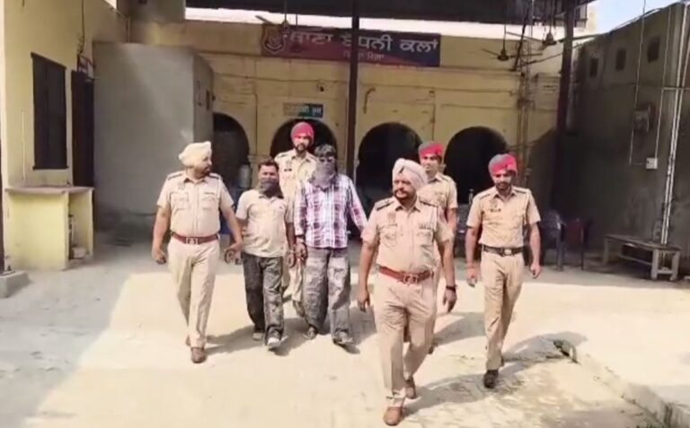 ਮੋਗਾ ਪੁਲਿਸ ਦੀ ਤਸਕਰਾਂ ਖਿਲਾਫ ਵੱਡੀ ਕਾਰਵਾਈ/ 1 ਕਿਲੋ ਹੈਰੋਇਨ ਤੇ ਹਥਿਆਰਾਂ ਸਮੇਤ ਦੋ ਕਾਬੂ/ ਇਕ ਪਿਸਟਲ, ਦੋ ਮੈਗਜ਼ੀਨ ਤੇ ਦੋ ਕਾਰਤੂਸ ਬਰਾਮਦ