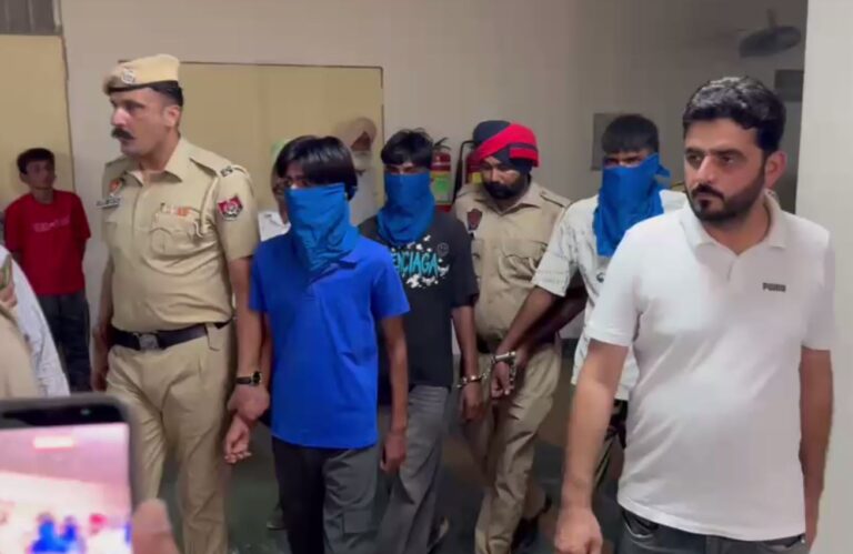 ਫਾਜਿਲਕਾ ਪੁਲਿਸ ਵੱਲੋਂ ਚੌਂਕੀਦਾਰ ’ਤੇ ਹਮਲੇ ਦੇ ਦੋਸ਼ੀ ਕਾਬੂ/ 7 ਮੁਲਜ਼ਮਾਂ ’ਚੋਂ 3 ਕਾਬੂ, ਬਾਕੀਆਂ ਦੀ ਭਾਲ ਜਾਰੀ/ ਰੰਜ਼ਿਸ਼ ਤਹਿਤ ਕੀਤਾ ਗਿਆ ਸੀ ਹਮਲਾ