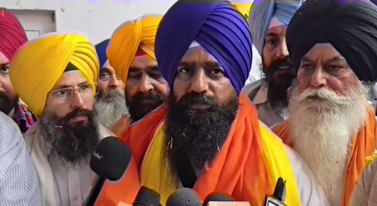 ਰੂਪਨਗਰ ਪਹੁੰਚਿਆ ਮੀਰੀ ਪੀਰੀ ਖਾਲਸਾ ਮਾਰਚ/ ਗੁਰਦੁਆਰਾ ਸ੍ਰੀ ਭੱਠਾ ਸਾਹਿਬ ਤੋਂ ਰਵਾਨਾ/ ਜਥੇਦਾਰ ਗੜਗੱਜ ਨੇ ਕੀਤਾ ਸੰਬੋਧਨ