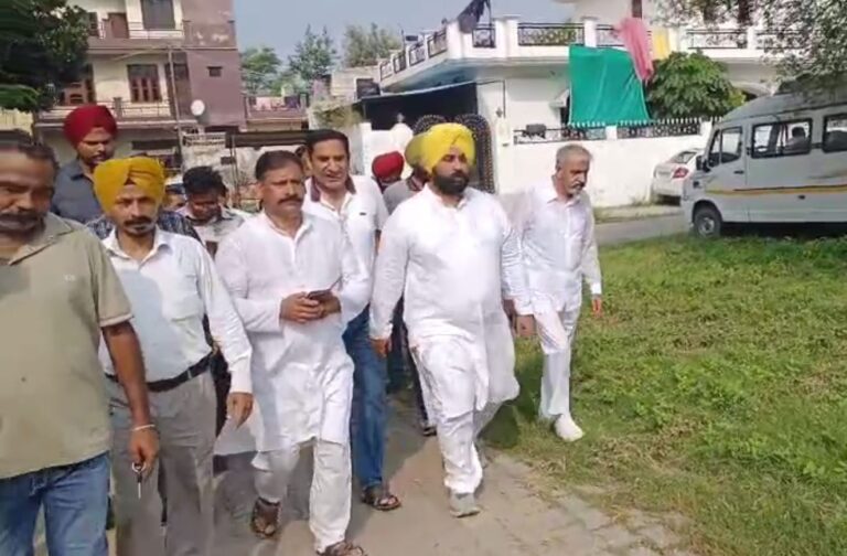 ਨੰਗਲ ਦੇ ਵਾਰਡ-5 ਵਾਸੀਆਂ ਨੂੰ ਹਰਜੋਤ ਬੈਂਸ ਦਾ ਤੋਹਫਾ/ ਪੀਣ ਵਾਲੇ ਪਾਣੀ ਸਮੱਸਿਆ ਦਾ ਪੱਕਾ ਹੱਲ/ ਬੋਰ ਤੇ ਸਫਾਈ ਦੇ ਕੰਮ ਦਾ ਲਿਆ ਜਾਇਜ਼ਾ