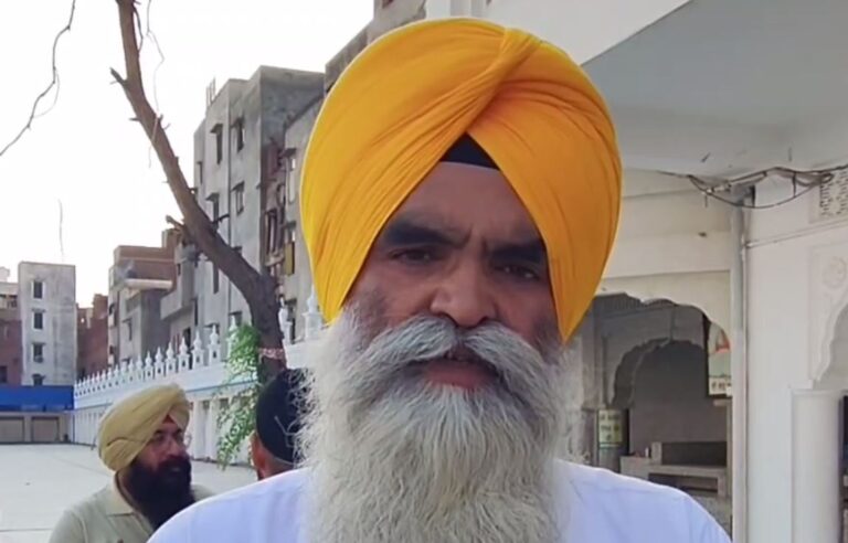 ਗੁਰਦੁਆਰਾ ਸਾਹਿਬ ਦੇ ਸਰੋਵਰ ’ਚੋਂ ਲਾਸ਼ ਬਰਾਮਦ/ ਮੱਥ ਟੇਕਣ ਆਇਆ ਸੀ 68 ਸਾਲਾ ਸ਼ਖਸ਼/ ਪੁਲਿਸ ਨੇ ਲਾਸ਼ ਬਰਾਮਦ ਕਰ ਕੇ ਜਾਂਚ ਆਰੰਭੀ