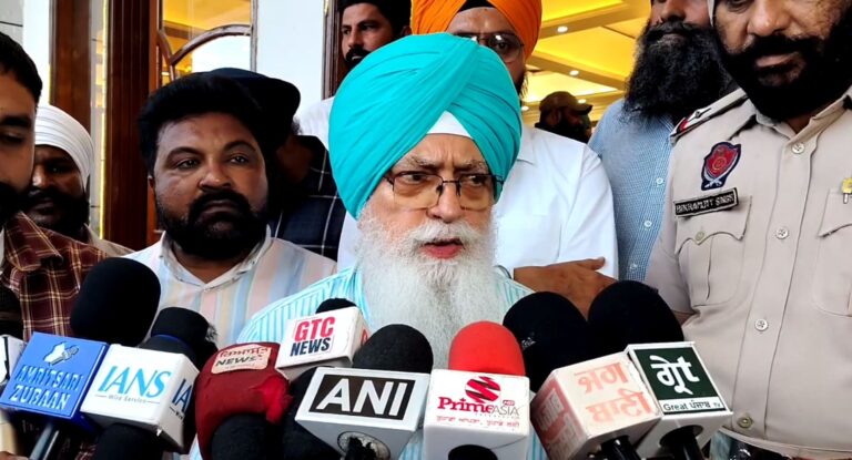 ਅੰਮ੍ਰਿਤਸਰ ’ਚ ਵਿਧਾਇਕ ਨਿੱਝਰ ਵੱਲੋਂ ਸਖੀਆਂ ਦਾ ਸਨਮਾਨ/ ਹਲਕਾ ਦੱਖਣੀ ਵਿਖੇ ਕਰਵਾਇਆ ਗਿਆ ਵਿਸ਼ੇਸ਼ ਸਮਾਗਮ/ ਮਾਵਾਂ-ਧੀਆਂ ਸਤਿਕਾਰ ਯੋਜਨਾ ’ਚ ਸਹਿਯੋਗ ਲਈ ਭਰਵੀਂ ਸ਼ਲਾਘਾ