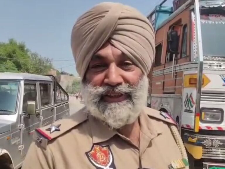 ਫਾਜ਼ਿਲਕਾ ’ਚ ਔਰਤ ਦੀ ਲਾਸ਼ ਬਰਾਮਦ/  ਲਾਸ਼ ਕੋਲ ਪਈ ਮਿਲੀ ਸਰਿੰਜ/ ਪੁਲਿਸ ਨੇ ਜਾਂਚ ਕੀਤੀ ਸ਼ੁਰੂ
