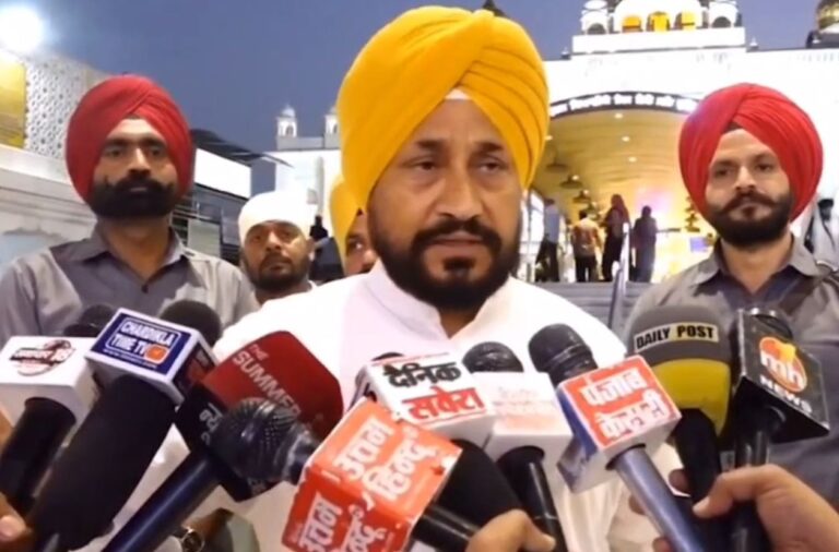 ਵੜਿੰਗ ਨੂੰ ਬਦਲਣ ਦੀਆਂ ਖਬਰਾਂ ’ਤੇ ਚੰਨੀ ਦਾ ਪ੍ਰਤੀਕਰਮ/ ਪਾਰਟੀ ਅੰਦਰ ਸਭ ਚੰਗਾ ਹੋਣ ਦੀ ਪ੍ਰਗਟਾਈ ਉਮੀਦ/ ਕਿਹਾ, ਹਾਈ ਕਮਾਡ ਹੀ ਕਰੇਗੀ ਆਖਰੀ ਫੈਸਲਾ